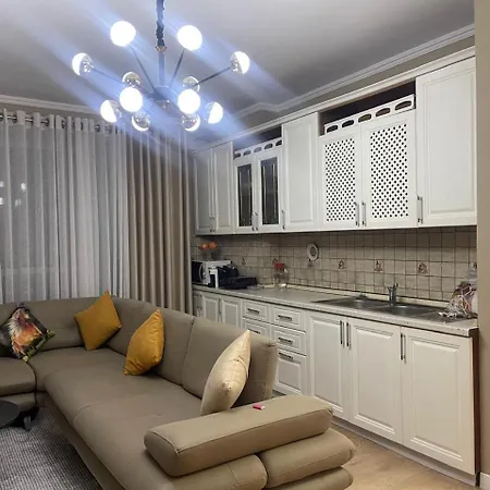 Condor Center Luxury 3 * Tirana